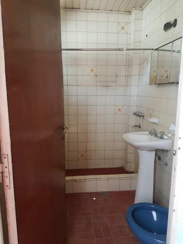 Imagen 8 de 14 de Dos Locales Y Dos Departamentos- Escucha Ofertas