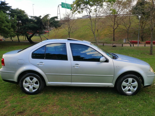 Imagen 6 de 15 de Volkswagen Bora 2.0 Trendline 115cv 2008