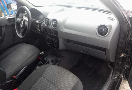 Imagem 5 de 6 de Volkswagen Gol 1.0 8v (g4)(flex)4p