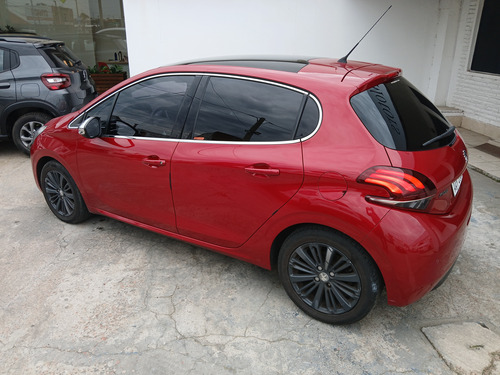 Peugeot 208 Allure Automático