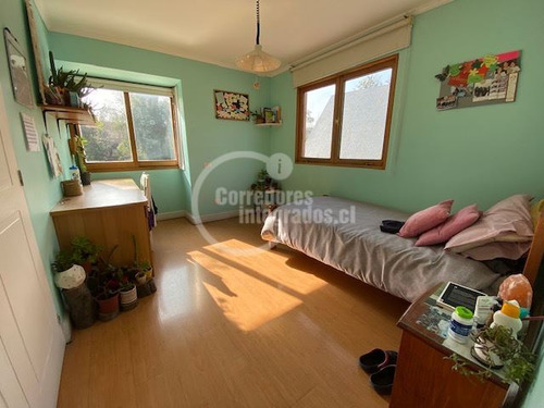 Casa En Venta De 6 Dorm. En Lo Barnechea