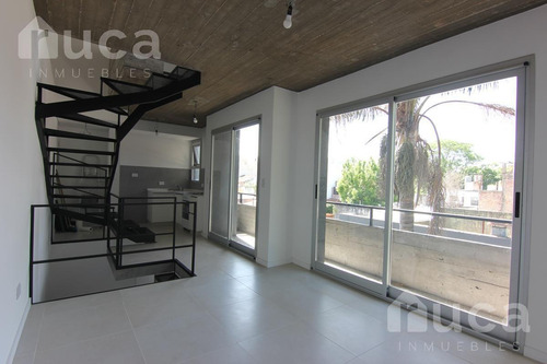 Imagen 4 de 15 de Moderno Departamento De 3 Ambientes Con Cochera A Estrenar - San Isidro