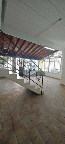 Alquiler De Casa En Isidro Casanova, La Matanza