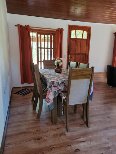Cabaña Con Piscina Climatizada En Playa Verde (piriapolis)