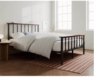 Cama De Hierro Barrotes Madera. Diseño Industrial.,