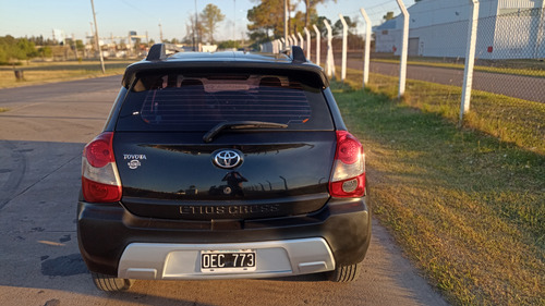 Toyota Etios 1.5 Cross