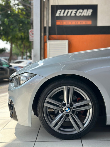 BMW 320i FLEX