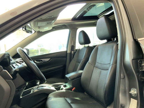 Imagen 10 de 15 de Nissan X Trail 2017 5p Exclusive 2 L4/2.5 Aut