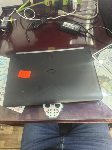 Laptop Dell Latitude 5570 ***para Partes*** (Usado)