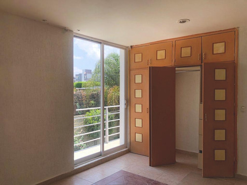 Excelente Casa En Renta En Blvd. Privada Juriquilla, Querétaro