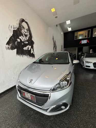 Peugeot 208 1.6 Allure