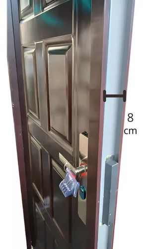 Waluminio puerta exterior color marron