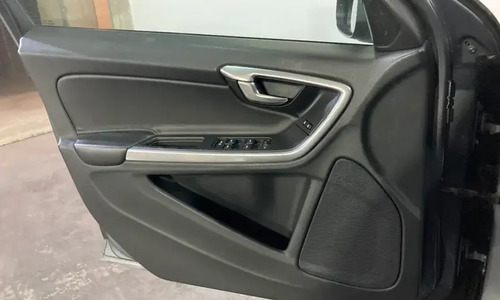 Volvo S60 T4 | Sport 2.0 lt Turbo