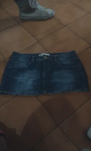 Falda En Jeans D Talla 30 (Usado)