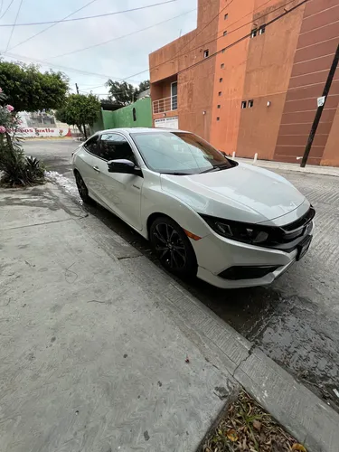 Honda Civic 1.5 Coupe Turbo Cvt