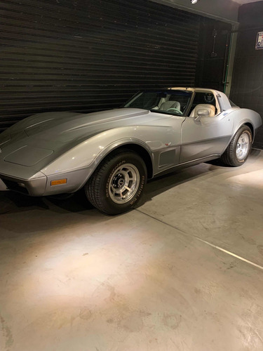 Imagen 2 de 10 de Stingray V8 350 Stingray