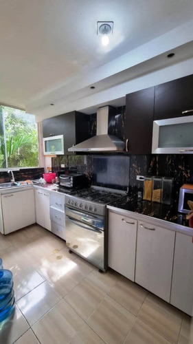 Imagen 2 de 10 de Venta Apartamento Resid. Las Trinitarias, Guacara