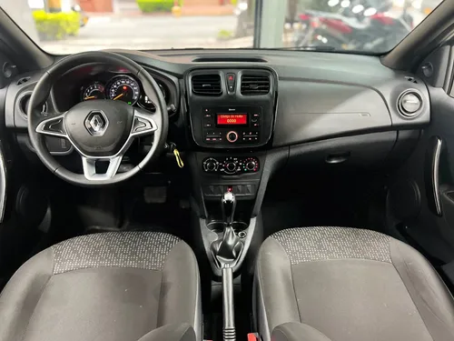 Renault Logan At 2023