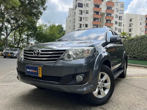 Toyota Fortuner 2.7l 4x2