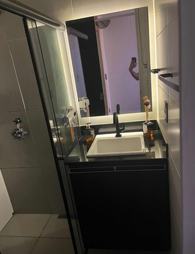 Apt 1 Quarto Top