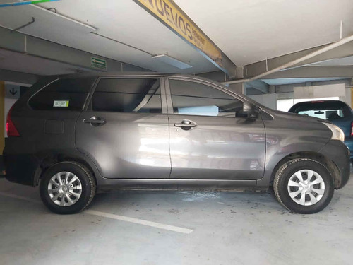 Imagen 6 de 15 de Toyota Avanza 2017 5p Premium L4/1.5 Man