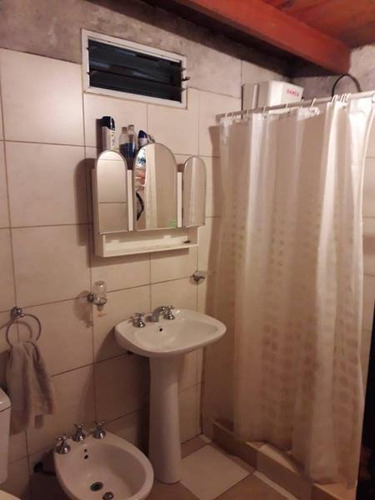 Departamento De Pasillo En El Barrio Fisherton