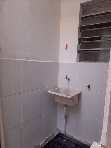 Imagem 14 de 15 de Aluga Casa 1 Quarto Rua Barbosa 269, 51m² - Valor 800,00 - Aeloc1002
