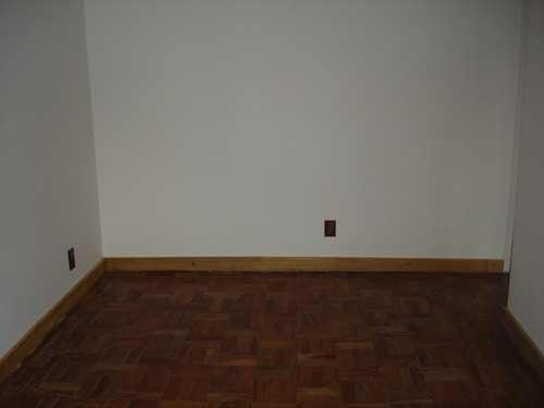 Imagem 2 de 10 de Apartamento Para Aluguel, 1 Dormitórios, Medianeira - Porto Alegre - 769