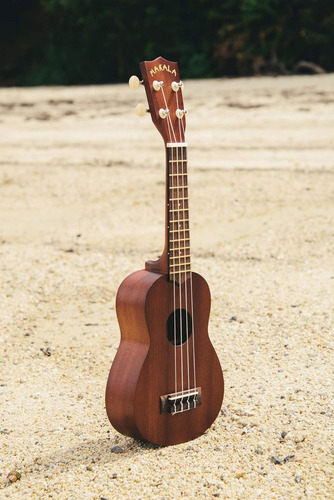 Makala Soprano Ukulele By Kala Mk-s Bundle With A Tote B...