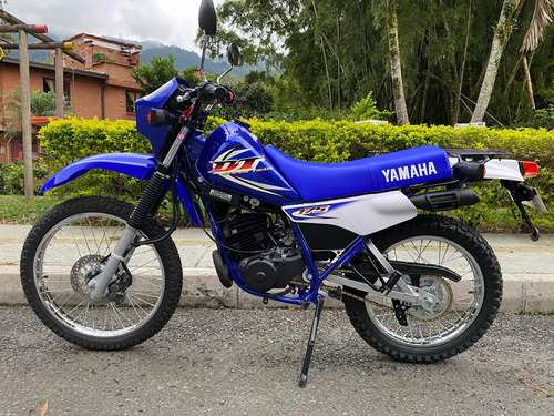 Yamaha De 175 2001