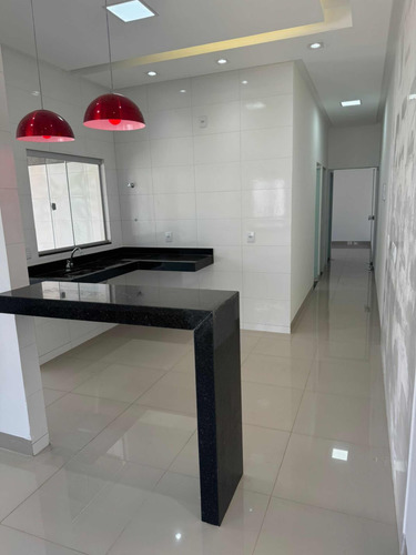 Casa Nova Com Duas Suites