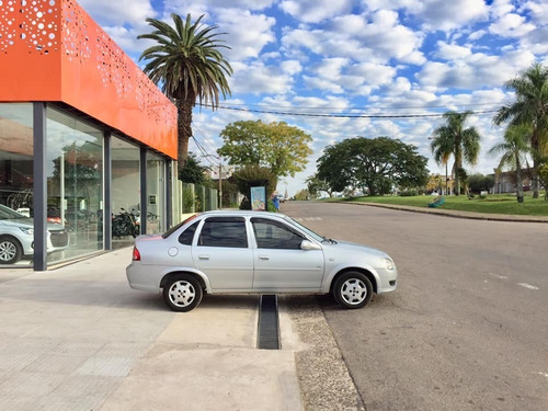 Chevrolet Corsa Classic Full