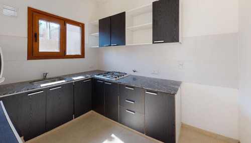 Imagen 7 de 24 de Duplex Venta 2 Dormitorios, 2 Baños Y Terreno 100 Mts 2 - Manuel B Gonnet