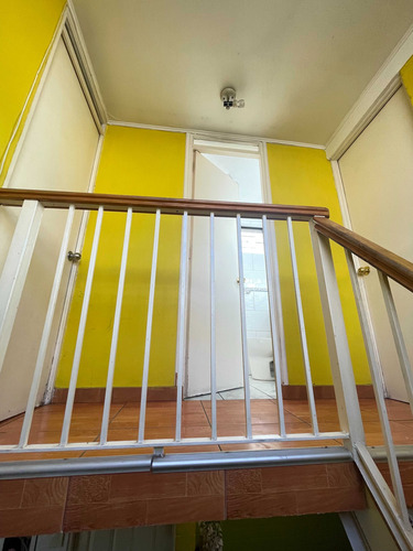 Casa 2 Pisos, 74 M2, 4d+3b+1e, Maipú (79057)