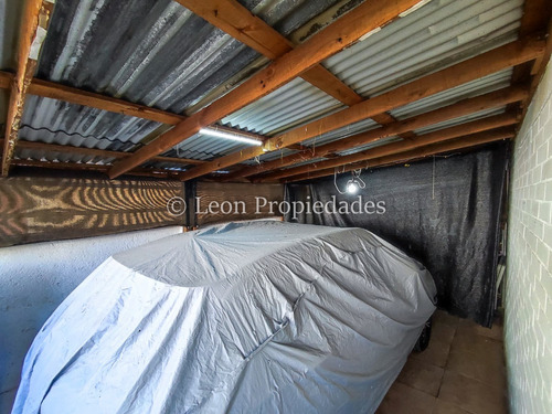 Leon Propiedades Vende Casa En Curacaví Centro.