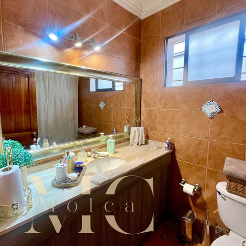 Excelente Casa Coventry Ñuñoa