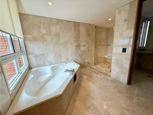 Se Alquila Ph 583m2 Mirador De Los Campitos 7746