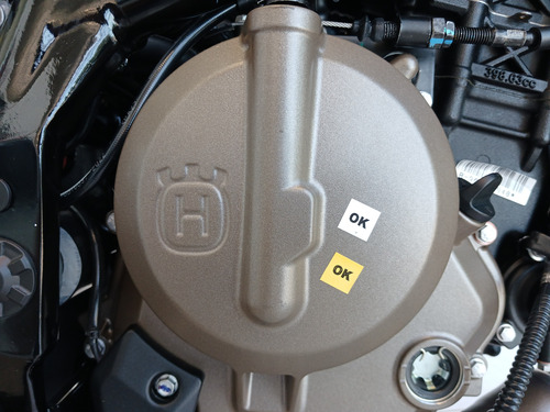 Vitpilen 401 Ng Husqvarna Entrega Inmediata Blanca Contado