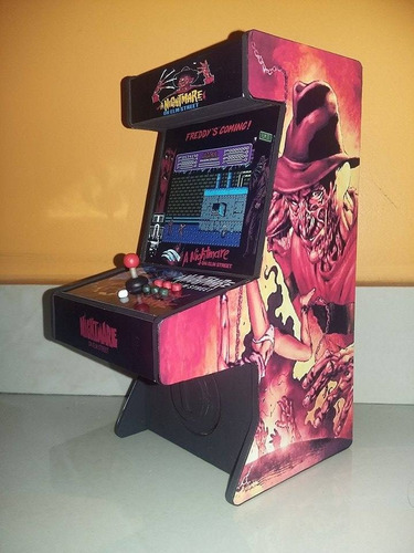 Imagen 3 de 6 de Arcade Freddy Krueger