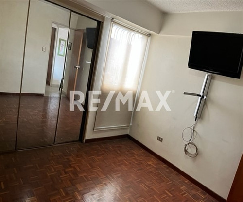 En Venta Apartamento En La Urbina 76mts/2h/1b/1pe