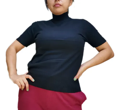 Blusa cuello alto manga corta new arrivals