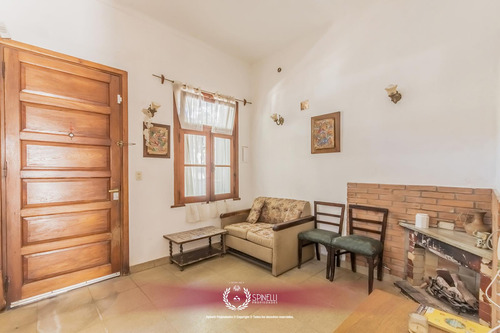 Venta Casa A Reciclar Terreno 334m² Patio Jardín Terraza Parrilla Mataderos Usam 700m² Vendibles