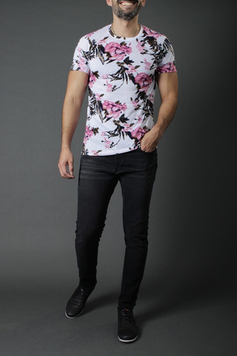 Imagen 2 de 2 de Remera Básica Estampada Hombre 38207