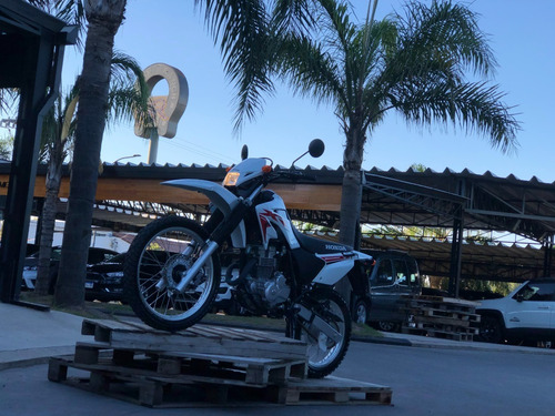 Honda Xr 250 Tornado 2021, Con Solo 300km !