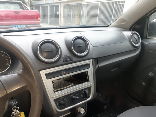 Volkswagen Saveiro 1.6 Cab. Simples Total Flex 2p