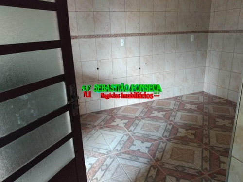 Imagem 10 de 15 de Bela Casa Com Piscina No Centro De Jambeiro - 1175