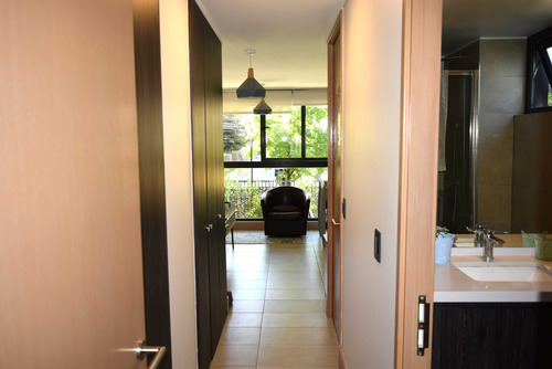 Lindo Dúplex Con Patio, Mar Jónico, Vitacura (84316)