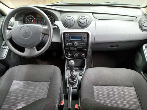 Renault Logan 1.4 2015