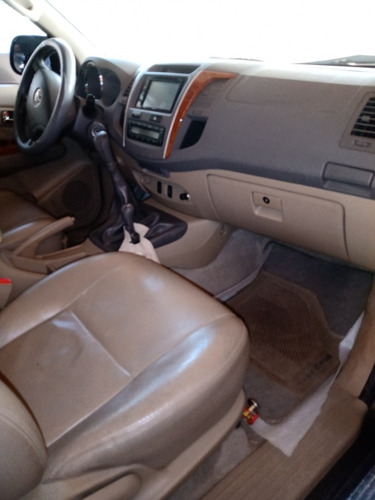 Toyota Sw4 3.0 I Srv C/cuero 4x4 (2009) 2010