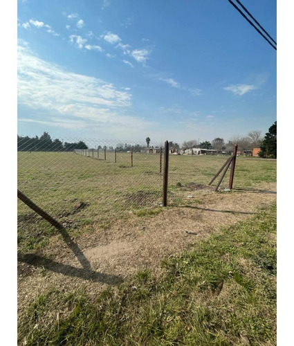Imagen 4 de 7 de Lote De 2050 Mts2- Belgrano Y San Martin- Andino